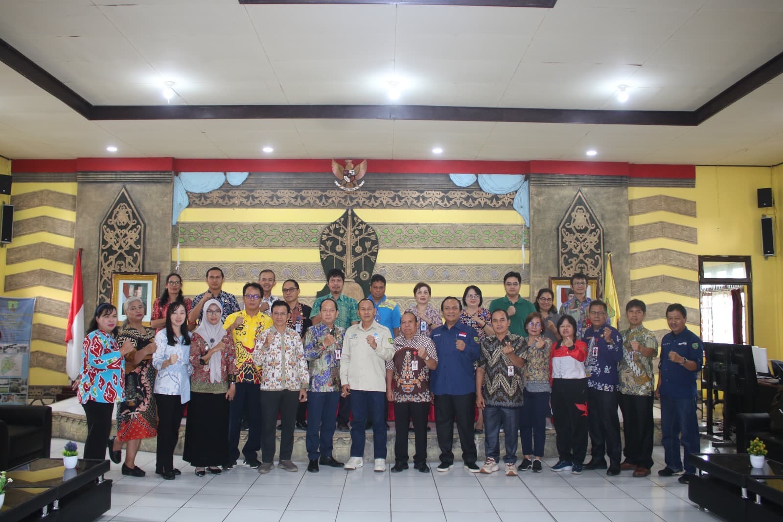 rapat-pembahasan-awal-draft-lkpj-tahun-2024-dan-memory-pj-bupati-barito-timu