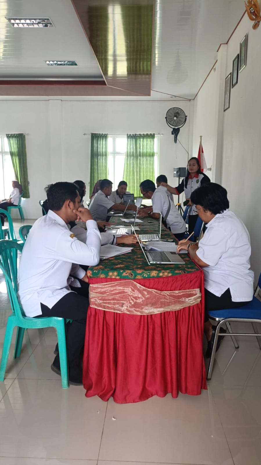 13-desa-se-pematang-karau-gelar-posting-apbdes