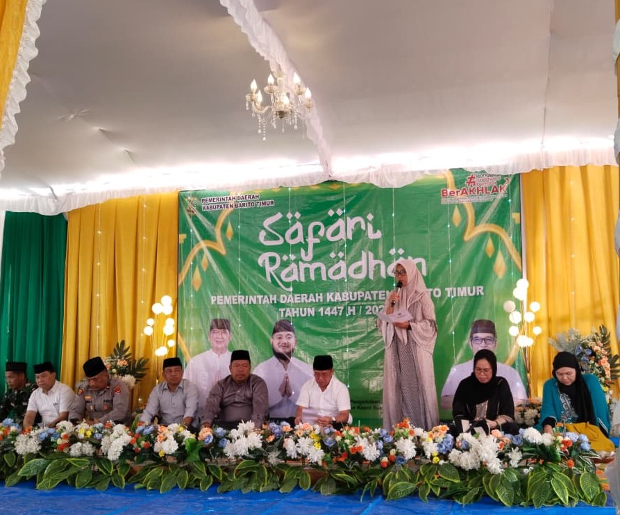 camat-pematang-karau-hadiri-kegiatan-safari-ramadan-pemkab-barito-timur-di-desa-lampeong